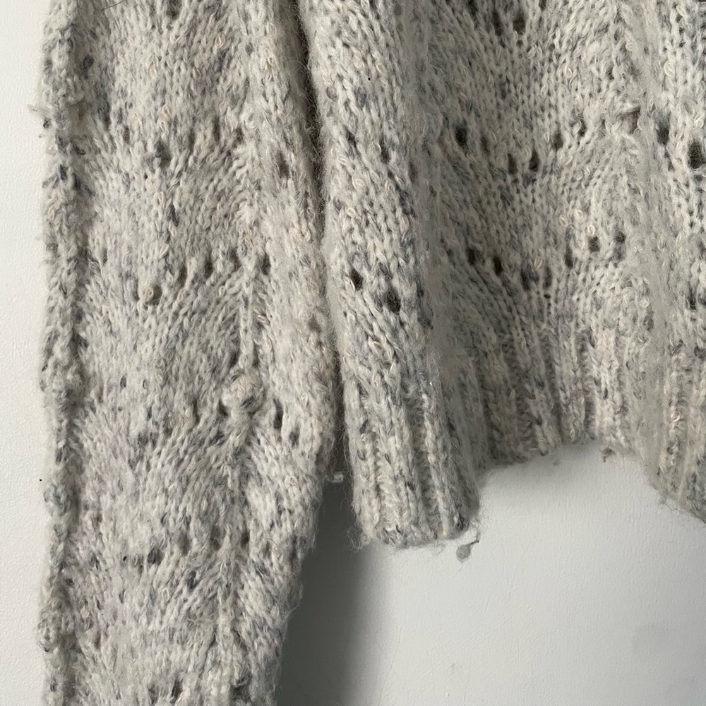 Knit cropped sweater